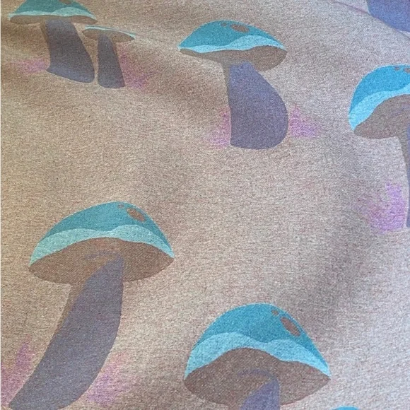 FLiPSiDE Loom Weave Throw Blanket Red Mushroom Teal Mushroom Organic Cotton NEW - Picture 3 of 16